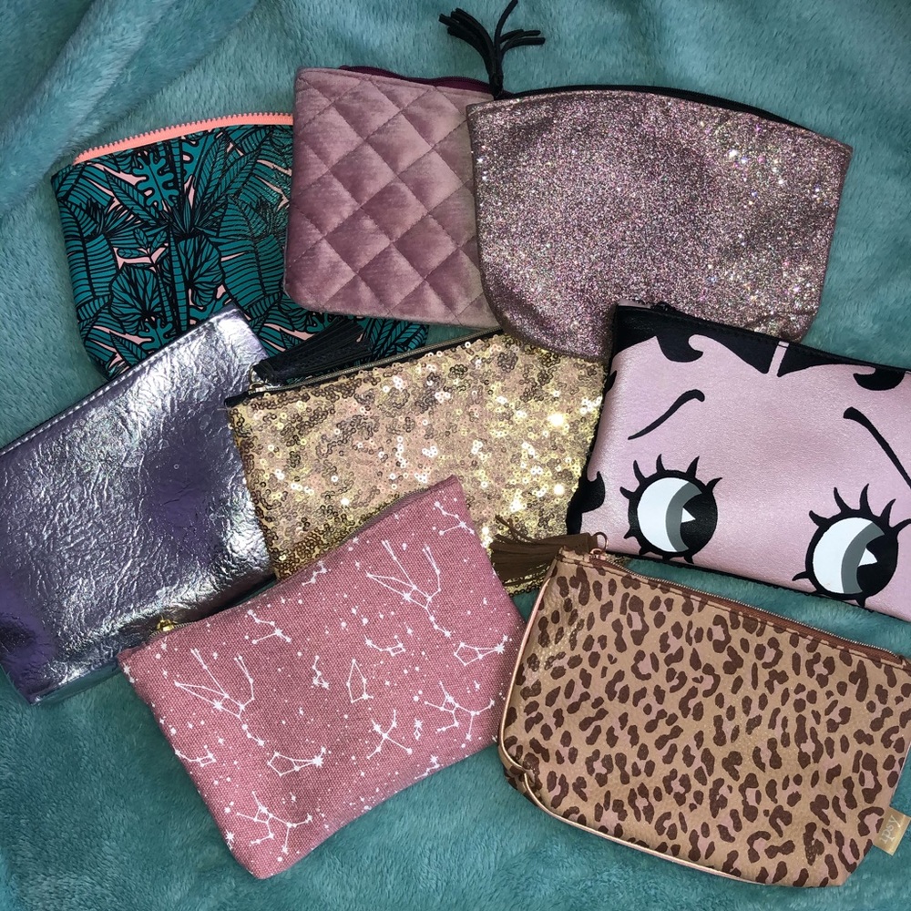 Cosmetic bags